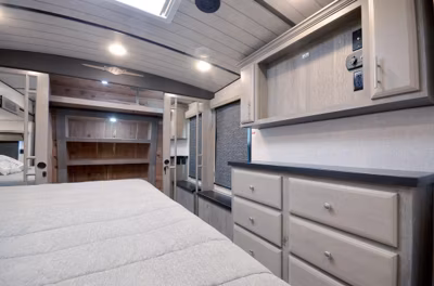 2025 Northwood Arctic Fox Edge 295RK 13
