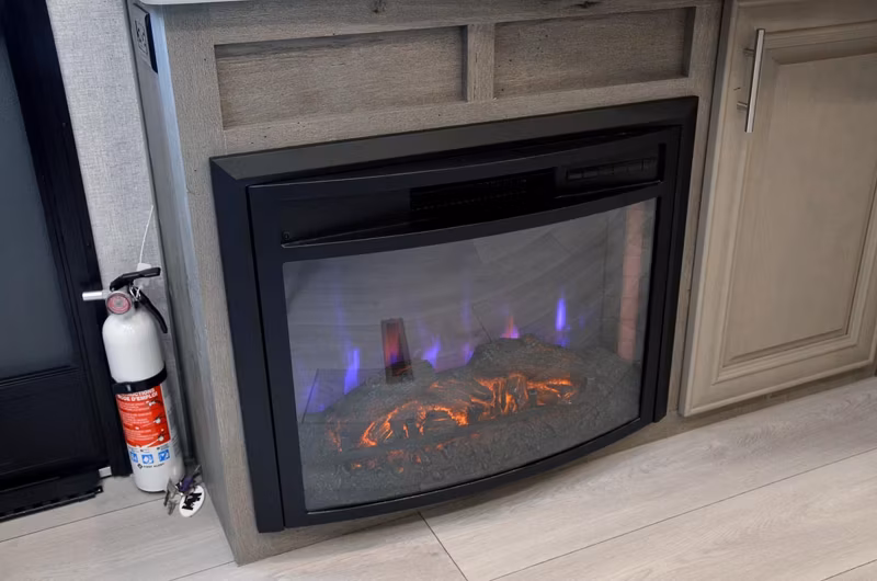 2025 Northwood Arctic Fox Edge 295RK - Image 31