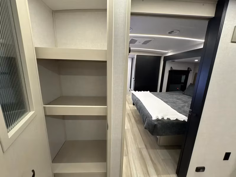 2026 Forest River Hemisphere Travel Trailers 261FKRB - Image 13