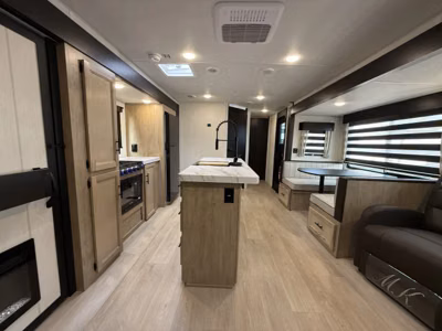 2027 Forest River Wolf Den 273XLK 3