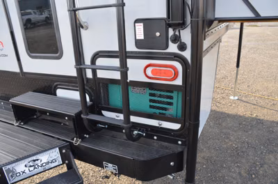 2027 Northwood Arctic Fox Camper 811 23