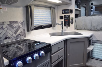 2027 Northwood Arctic Fox Camper 990 13