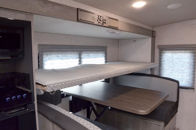 2027 Northwood Arctic Fox Camper 990 - Image 18