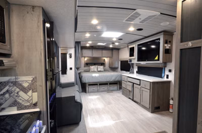 2027 Northwood Arctic Fox Edge 24SK 5