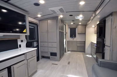 2027 Northwood Arctic Fox Edge 24SK 6
