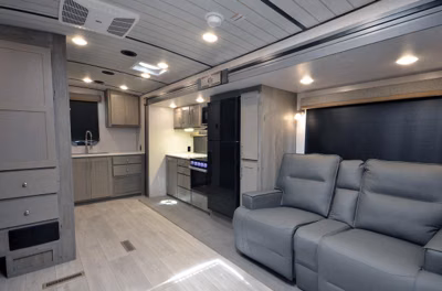 2027 Northwood Arctic Fox Edge 24SK 7