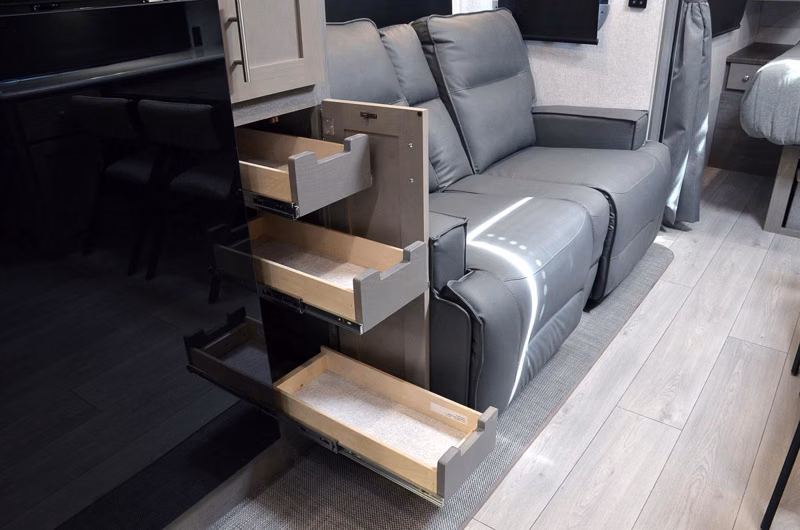 2027 Northwood Arctic Fox Edge 24SK - Image 31