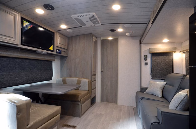 2027 Northwood Arctic Fox Edge 26MK - Image 4