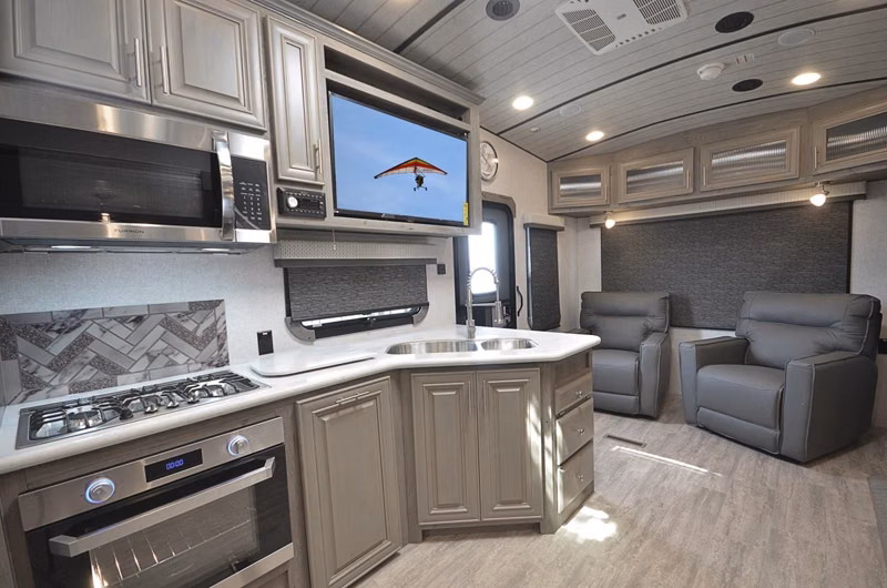 2027 Northwood Arctic Fox Edge 295RL - Image 4