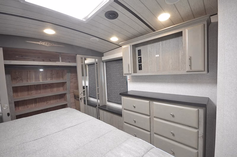 2027 Northwood Arctic Fox Edge 295RL - Image 16