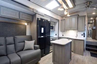 2027 Northwood Arctic Fox Edge 325MK 4