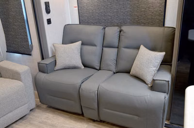 2027 Northwood Arctic Fox Edge 325MK 17
