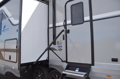 2027 Northwood Arctic Fox Edge 325MK 33