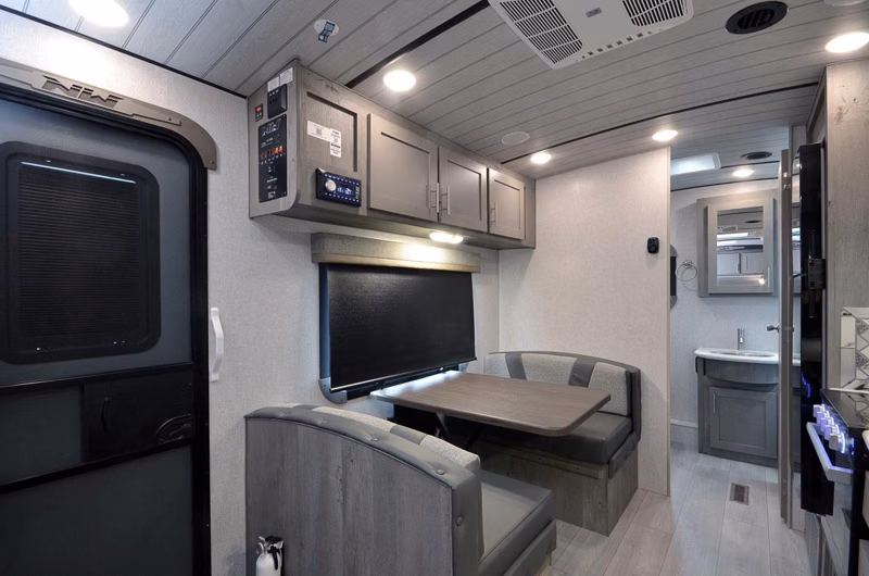 2027 Northwood Arctic Fox NXT 22GT - Image 5