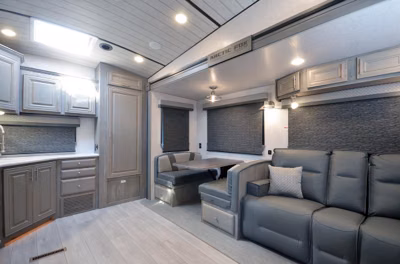 2027 Northwood Arctic Fox NXT 275LE 4