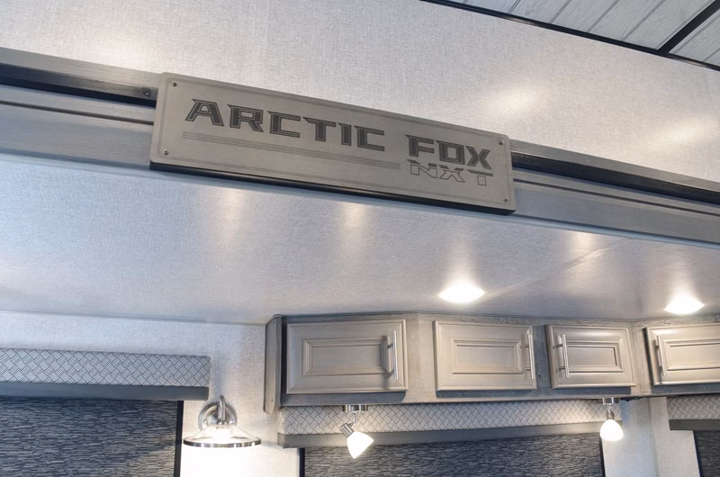2027 Northwood Arctic Fox NXT 275LE - Image 13