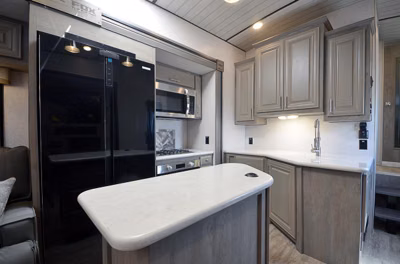 2027 Northwood Arctic Fox NXT 325MK 6