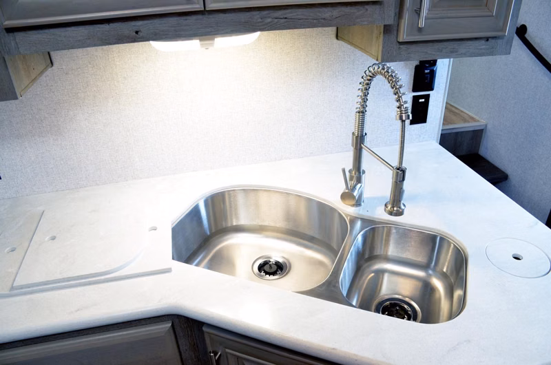 2027 Northwood Arctic Fox NXT 325MK - Image 31