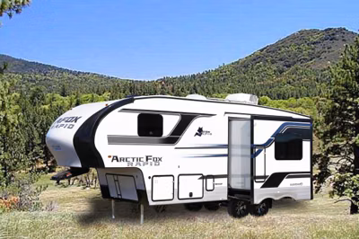 2027 Northwood Arctic Fox Rapid 235RLS 22