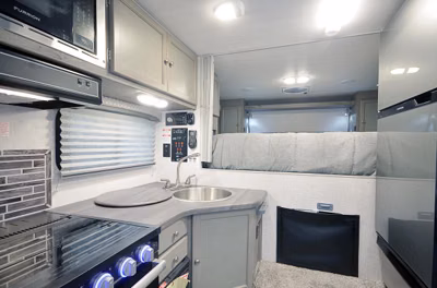 2027 Northwood Wolf Creek 850 6