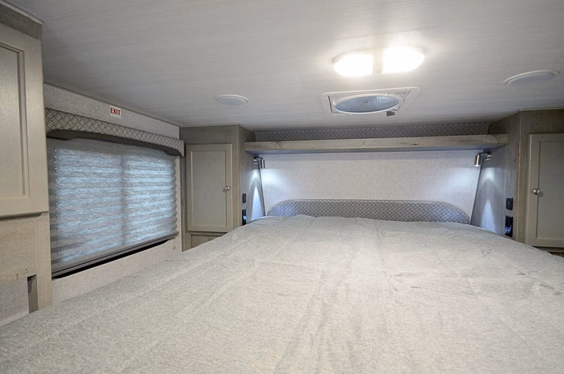 2027 Northwood Wolf Creek 850 - Image 7