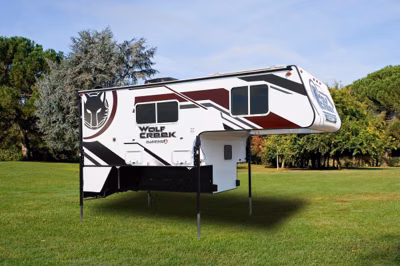 2027 Northwood Wolf Creek 910 3
